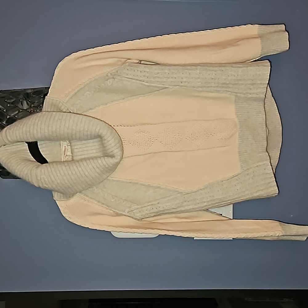 Sundance Soft Lambswool Cowl neck Sweater